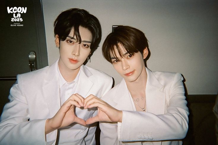 sunghamcatbin's tweet image. Hits different now...