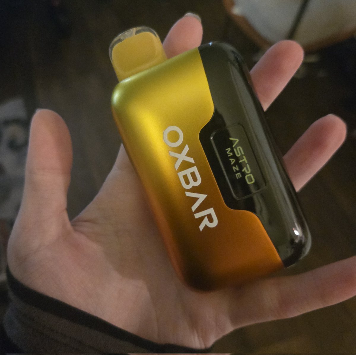 guiltygh0st's tweet image. why the hell does my mom have a snickerdiddler vape