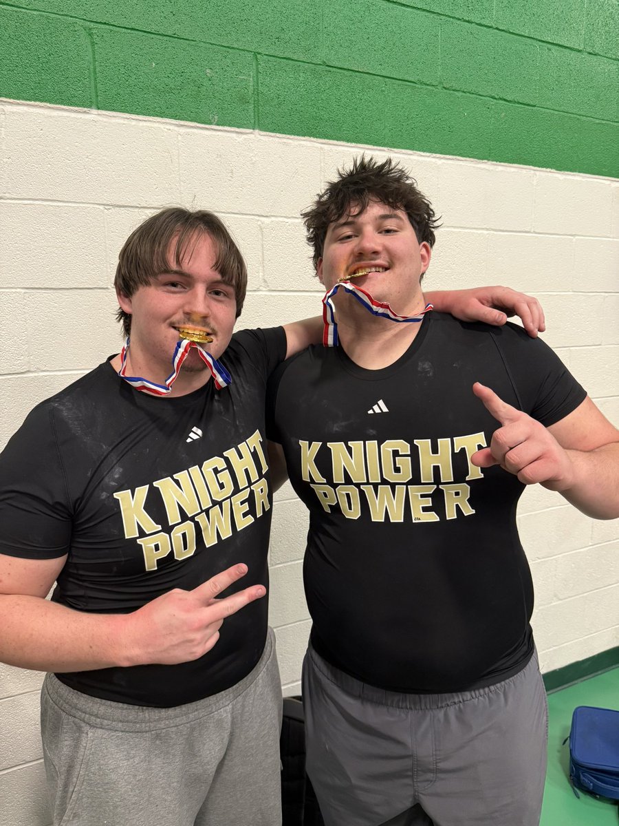 Austin_James08's tweet photo. First meet back got 1st can’t wait to get stronger!!🥇@CoachMontoya_ @kates_will https://t.co/vVvhEZqskP