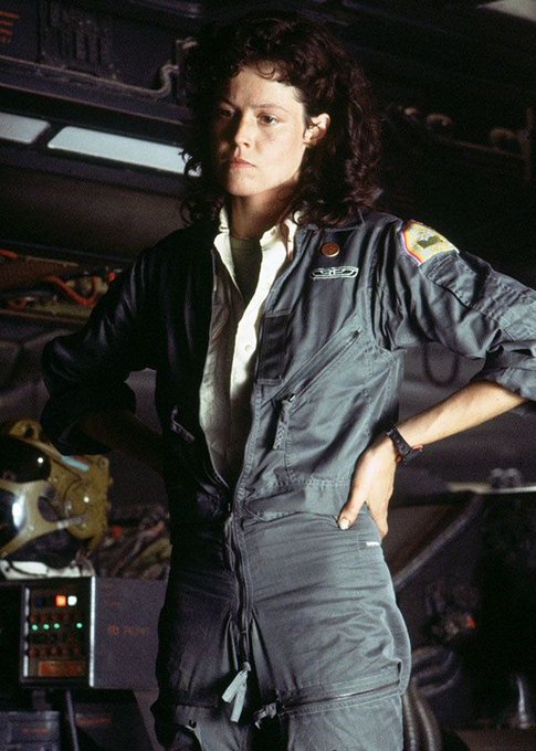 SerpentorsLairX's tweet photo. 🏁RD 2 TOURNAMENT TIME: BEST 80s ACTION HERO Robo Cop vs Ellen Ripley #80s #ActionMovies #BracketBattle https://t.co/Bdva3kwwod