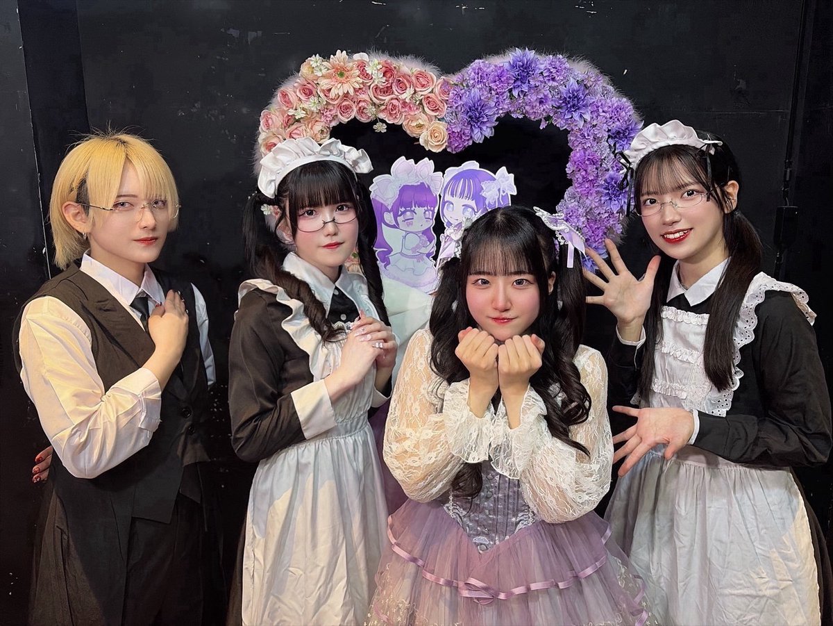 shuri_info's tweet photo. 2/11(水祝) SHIBUYA TAKEOFF7
雫月うるあ＆愛須るの 生誕公演
「うるあいらんど」「愛されお姫は夢のなか」
ご来場いただきありがとうございました！

⏬次のイベント🔥

2/14(土) 白金高輪SELENEb2
「new story」

🎤11:20-11:40
📸12:05-13:25 (A)

🎁指名入場特典
①バレンタイン愛の告白15秒動画券
②希望メンバーからオリジナルチョコ🍫お渡し

🎁新規特典
写メ＆トークラリー券

🎟️https://t.co/Cbgc4WmruF

#SHURi