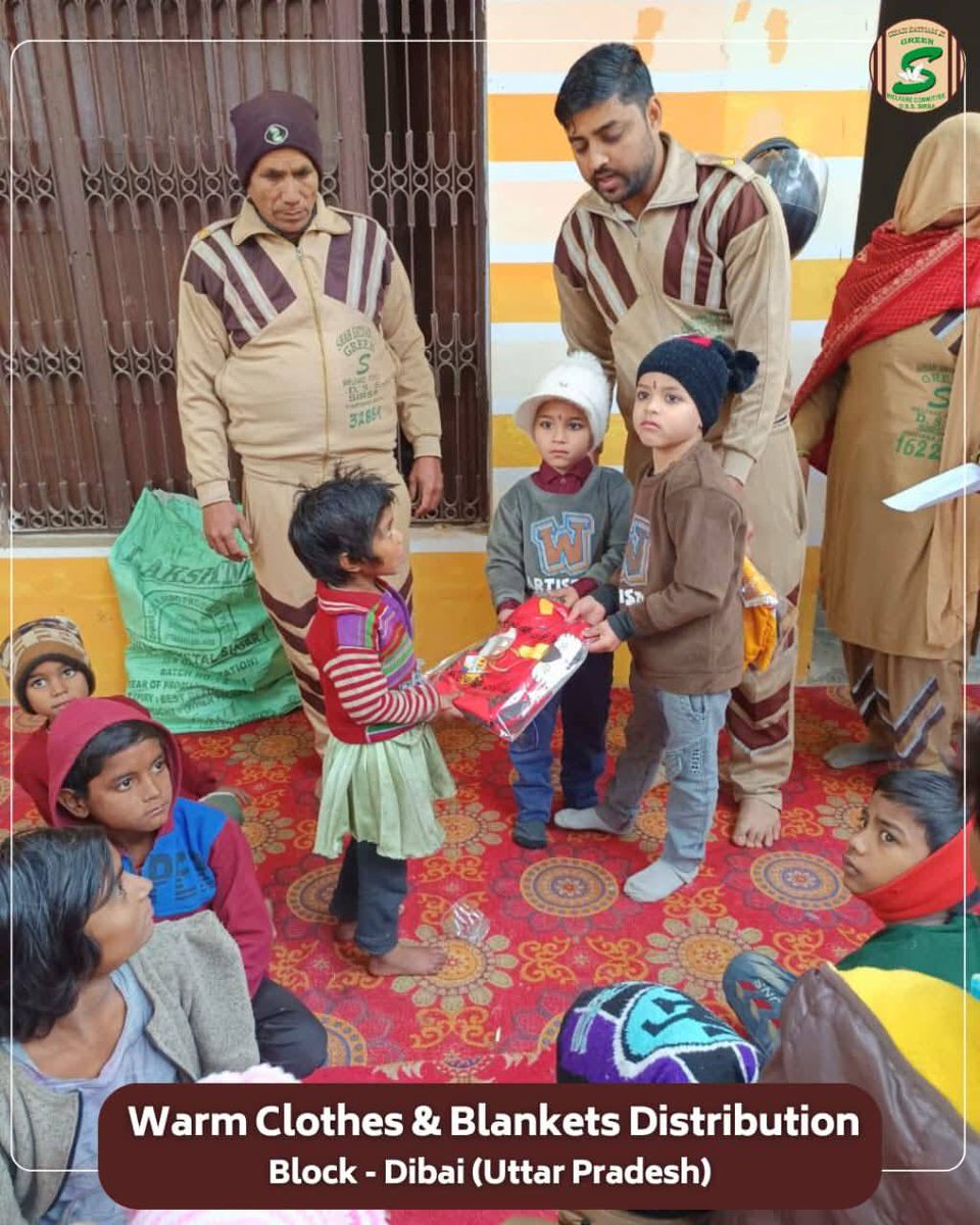 Lokeshin26's tweet photo. Saint Gurmeet Ram Rahim Singh Insan ji की पावन प्रेरणाओ पर चलते हुए Dera Sacha Sauda ke सेवादार कभी भी सेवा का मौका नहीं छोड़ते।
जैसे :
#WinterCare  #Aashiyana https://t.co/uof411LWRj