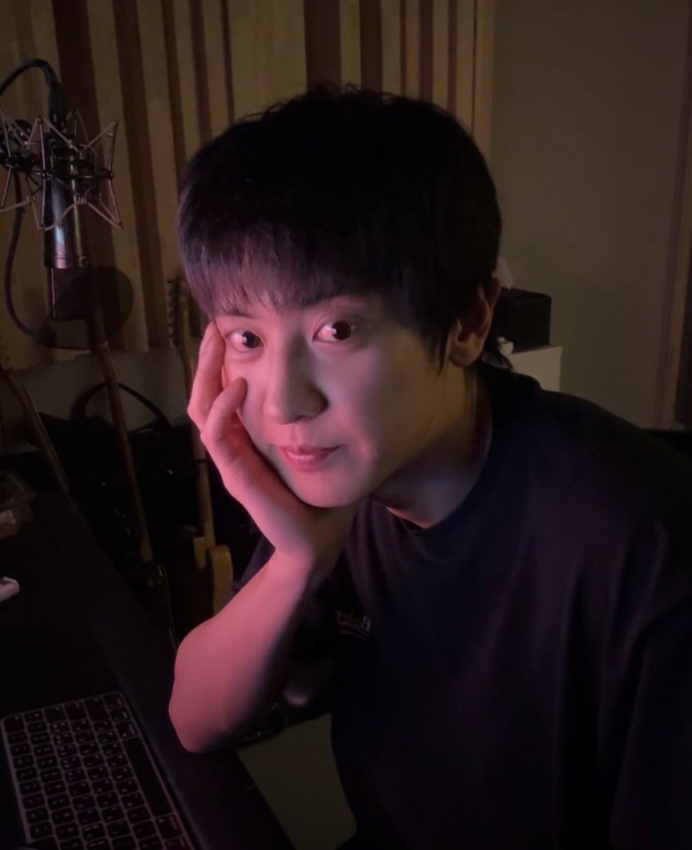 for Loey ୨ৎ tweet media