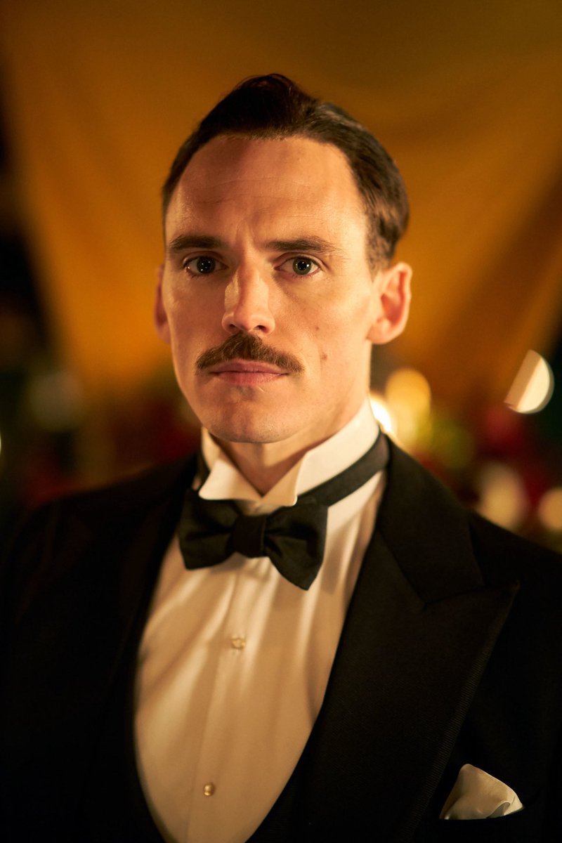 I owe Jacob Elordi an apology. During all the Wuthering heights discourse I thought we were talking about this guy, to whom I have a legit uncanny valley/fight or flight response (probably ancestral memories)