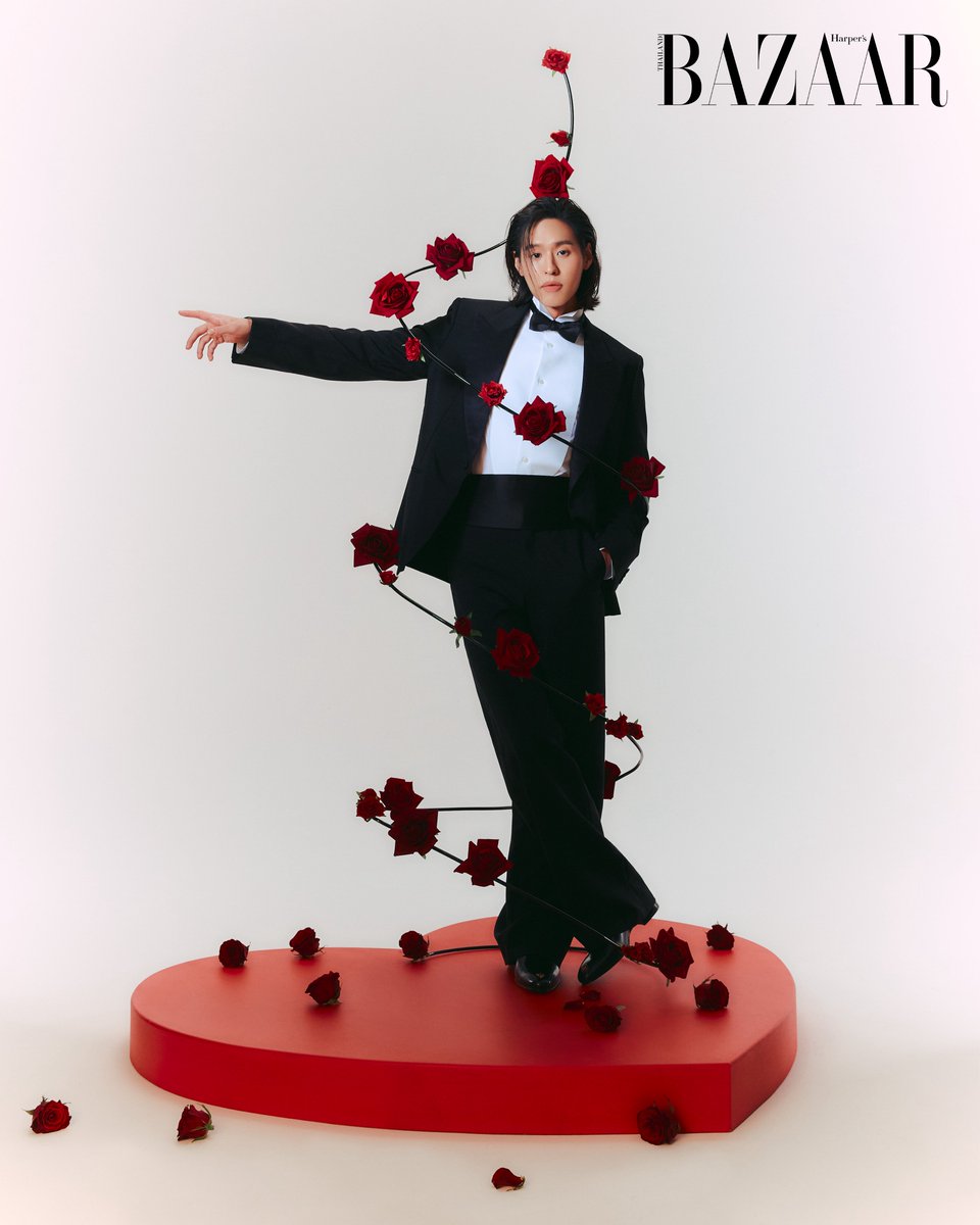 #BAZAARThecover ‘บิวกิ้น-พุฒิพงศ์’ และ ‘เจนเย่-เมธิกา’ บนปกฮาร์เปอร์ส บาซาร์ ฉบับเดือนกุมภาพันธ์ 2026  ที่ถ่ายทอดตัวตนและเสน่ห์ผ่านลุคจากคอลเลกชั่น Gucci: La Famiglia ผลงานของ Demna ผู้อำนวยการฝ่ายสร้างสรรค์ ของ Gucci 

#GucciLaFamiglia 
#BAZAARThailand #BillkinEntertainment