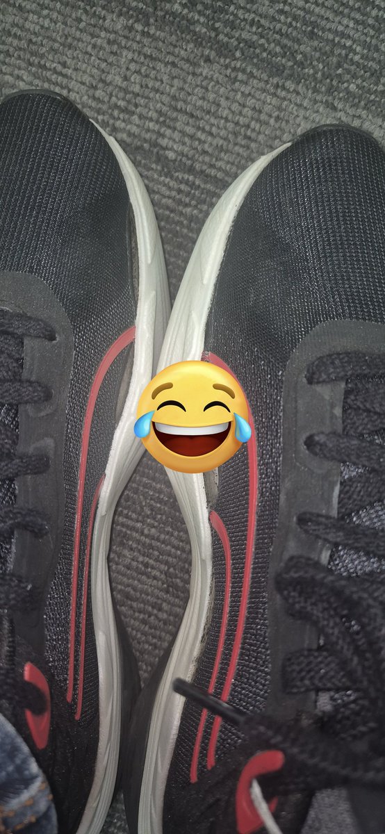 SanjeevB1111's tweet photo. @PUMA Pasting opens on walking, &amp; u are marketimg  runners high 🙌 https://t.co/ro9wkJXXsE