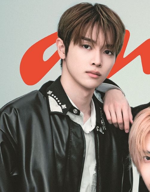 이즈 (@izz_zx) on Twitter photo 