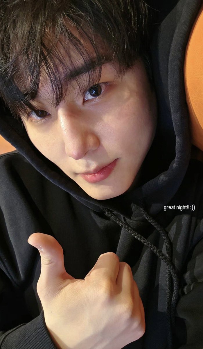 데이식스 공연 티켓팅 2년차면
수강신청은 이제 아무것도 아니다..;

올클 성공(따봉케이야 고마워~.~)