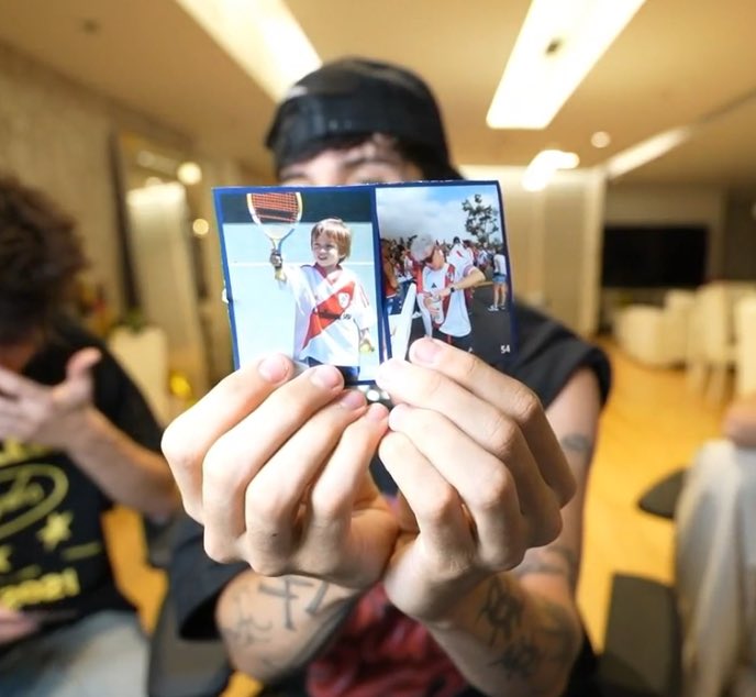 baulvs's tweet image. santi siempre de river desde chiquito