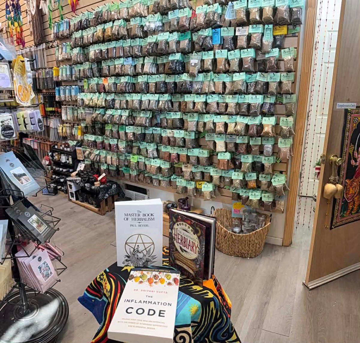 The Crystal Fox tweet media