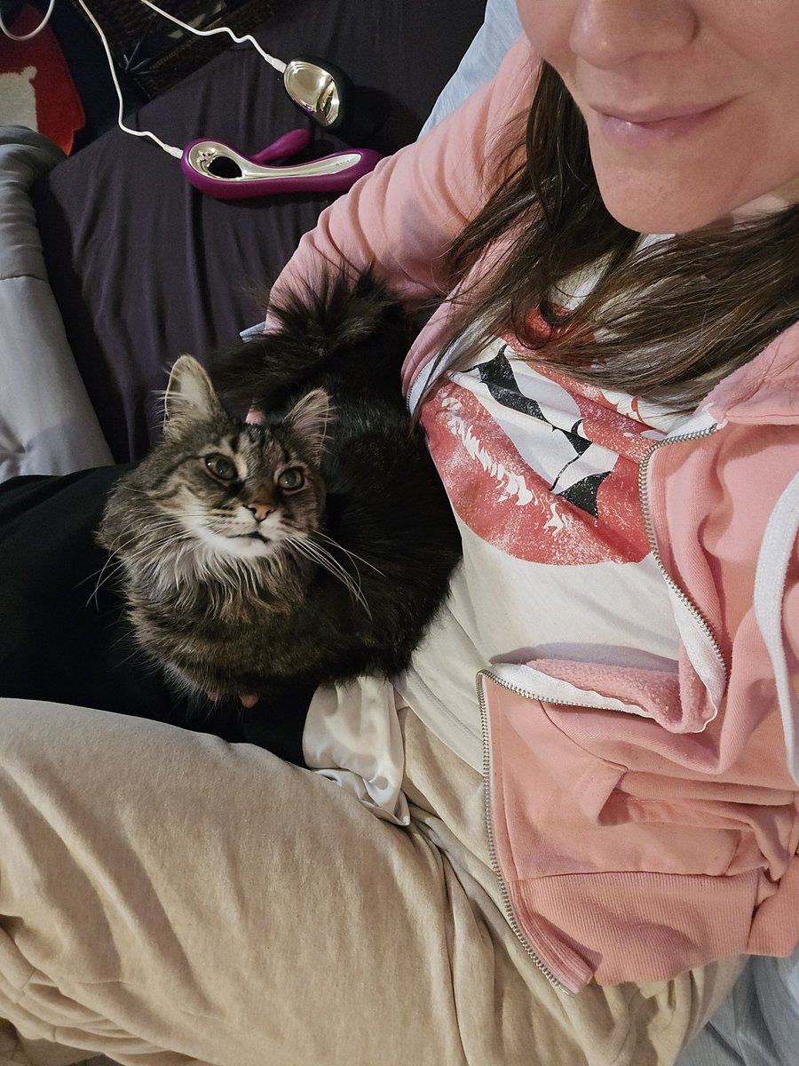 Caterina_Mia_Goth tweet media