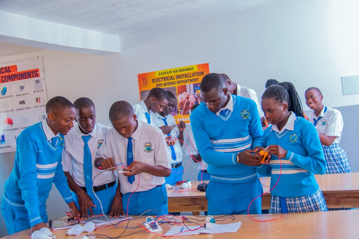 JananSchoolsUg's tweet photo. https://t.co/aZZxtV1kBZ
