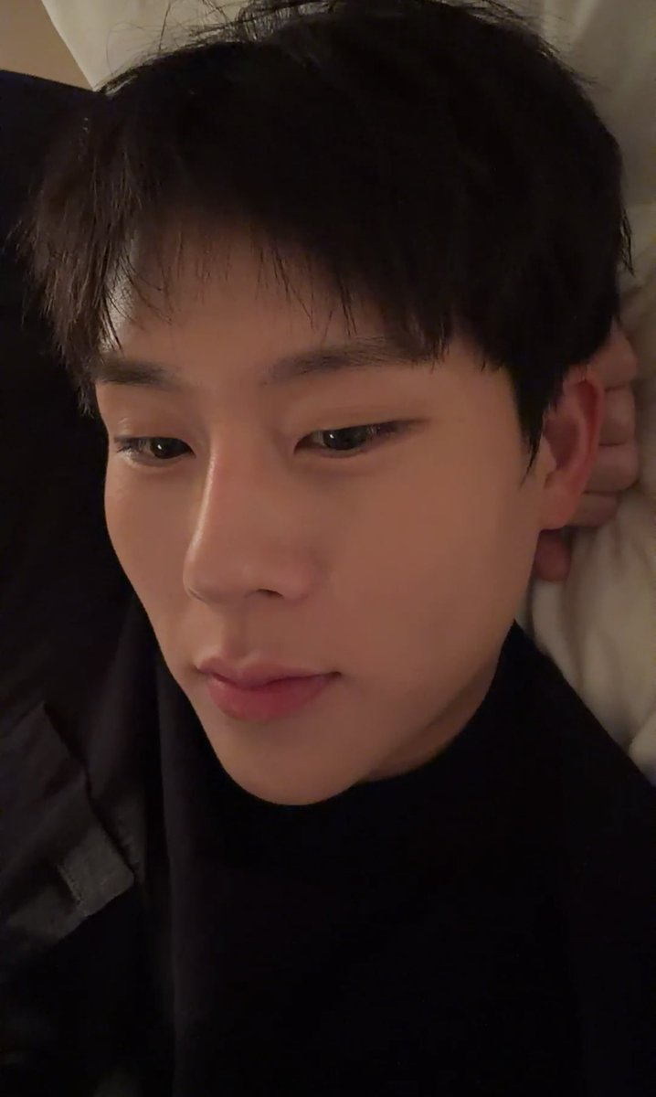 콩 tweet media