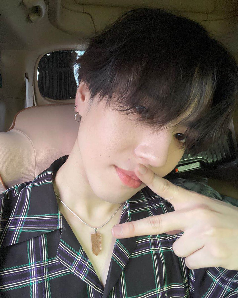 D-409 🌼

🌼✌🏻💖 <a href="/yugyeom/">김유겸</a>