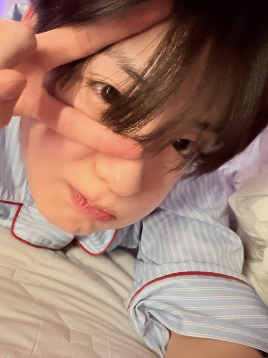 ALLYZ 여러분 뭐해요?? 저 너무 심심해요..

#ALPHADRIVEONE #ALD1
#알파드라이브원
#SANGHYEON #상현