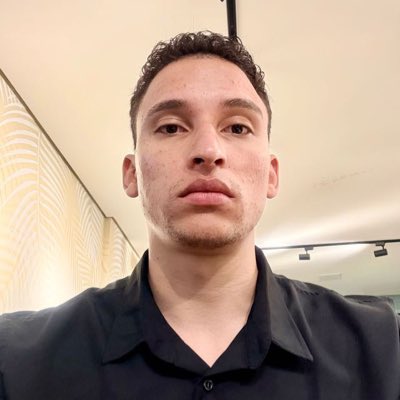 daniesgomest's tweet photo. #NovaFotoDePerfil https://t.co/hOjtH7dAhM