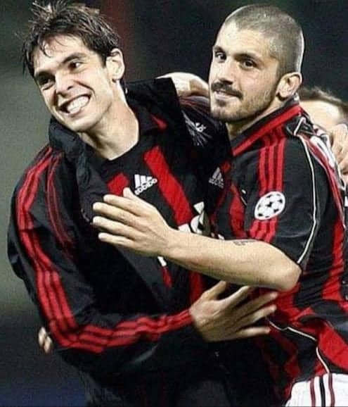 MilanUpdate's tweet photo. Kaká: "Ia melindungi saya. Saya dapat menyerang dengan bebas karena saya tahu Gattuso berjaga di belakang saya."

Carlo Ancelotti: "Gattuso adalah penyeimbang bagi Milan. Tanpa kehadirannya, pemain lain tidak akan mungkin bisa bersinar."

Francesco Totti: "Bermain melawan Gattuso sangatlah melelahkan. Ia tidak memberikan Anda ketenangan, waktu, maupun ruang sedikit pun."

Xavi: "Ia bukan sekadar tentang agresivitas. ia adalah tentang kedisiplinan, penempatan posisi, dan kecerdasan taktik."

Marcello Lippi: "Gattuso sangatlah krusial. Ia melakukan pekerjaan yang tidak pernah muncul dalam cuplikan pertandingan, namun mampu memenangkan turnamen."

Zinedine Zidane: "Gattuso tidak pernah berhenti. Anda menyadari bahwa meski berhasil melewatinya sekali, ia akan kembali menghadang Anda, lagi dan lagi."