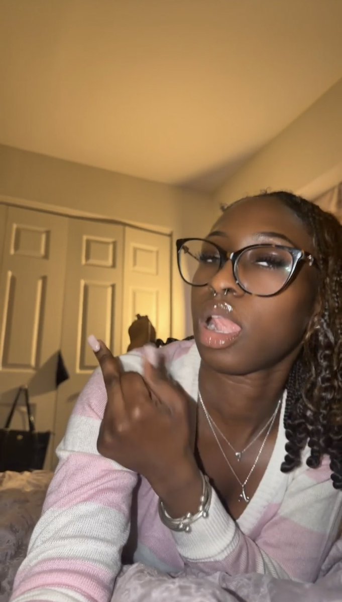 👼🏿 tweet media