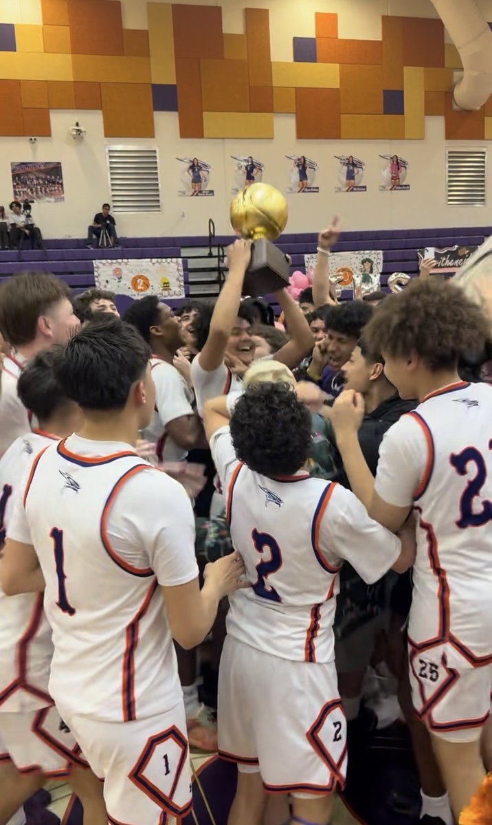 Coach M Saldana tweet media