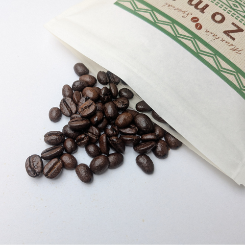 parcic_ft's tweet photo. 【期間限定販売】ミャンマー産 山のコーヒー Zomi（豆のまま／粉）
ミャンマー チン州の少数民族 ゾ族（Zo=山の、mi=人）の人びとが、標高1,200mの山岳地帯で育てたナチュラル精製のフルーティーなコーヒーです。
福岡県の（株）ウインドファームが焙煎しました。
https://t.co/QPWjXDlLZl https://t.co/zSBC9fvA1T