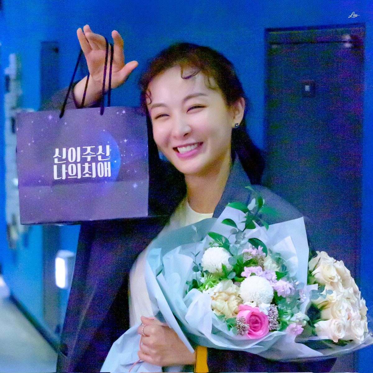 어느새 최연우 배우님을 본진으로 둔지 3000일이 되어 기념으로 RT이벤트를 해봐요💕

연뮤계🙆‍♀️, 거래계🙅‍♀️

당발은 3000일인 2/24 자정에 할께요.

1. 붉은 정원 폴라 1장 (1명)
2. 연우로운 날들 MD 세트 (1명)
3. 덕질 자금 5만원 (1명)

연우배우님 많이 사랑해주세요(˶ㅇᗜㅇ˶) ⑉♥