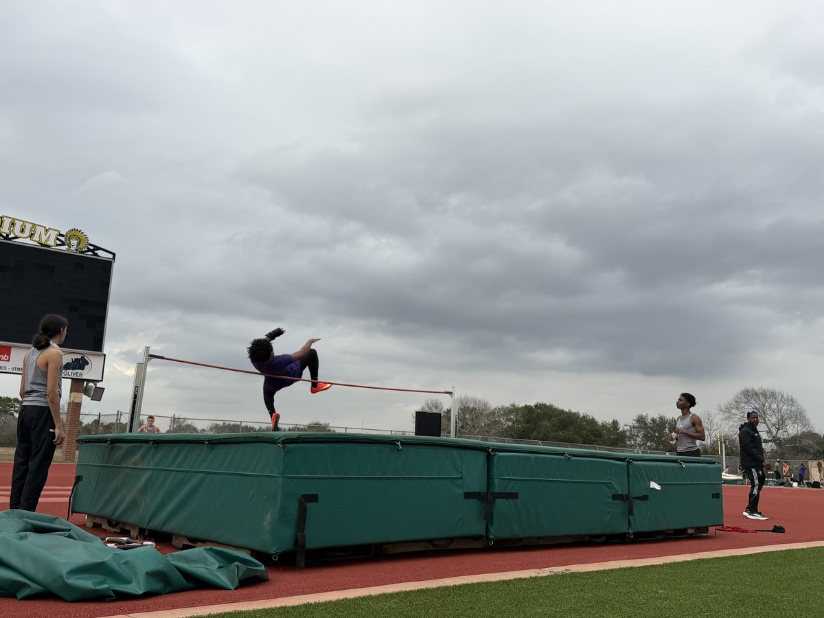 Angleton High School Cross Country & Track tweet media