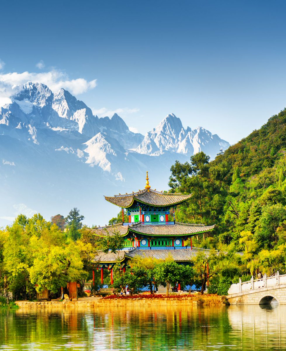 SoEarthen's tweet image. Jade Dragon Snow Mountain, Lijiang, Yunnan, China  #Pavilion #Scenic