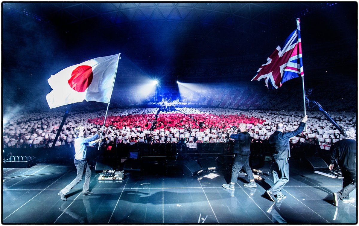 Diario_Beatles's tweet photo. From Miguel Carrera: 🤔👇
"The Paul McCartney tour in Japan, which was planned to begin the first week of December 2025 and end between the 15th and 18th, has had its plans changed; the Japan leg has been postponed to 2026." https://t.co/vI5ZAkf9aw