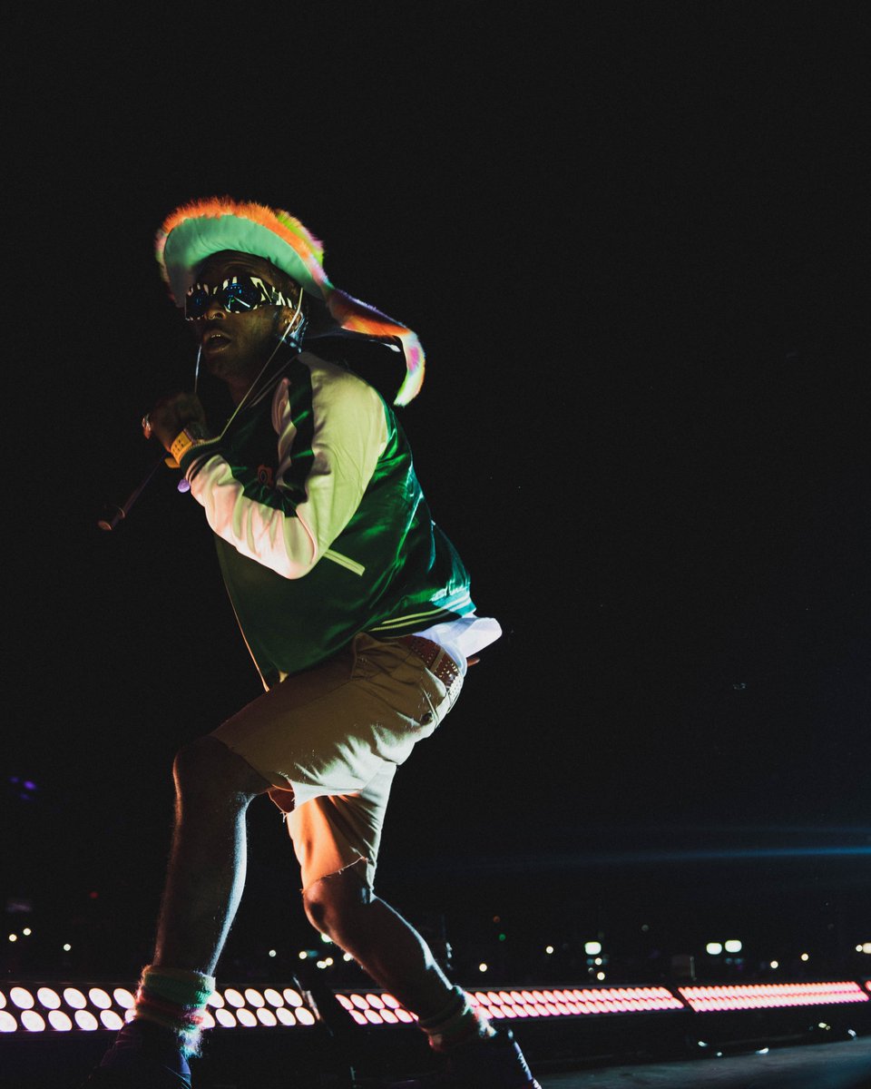 kalshotit's tweet photo. @JColeNC Im a photographer been wanting to photograph you for forever and you’ve inspired me more than I could say 🙏🏾I’m in Bowie Maryland @JColeNC https://t.co/0y72uuvEih