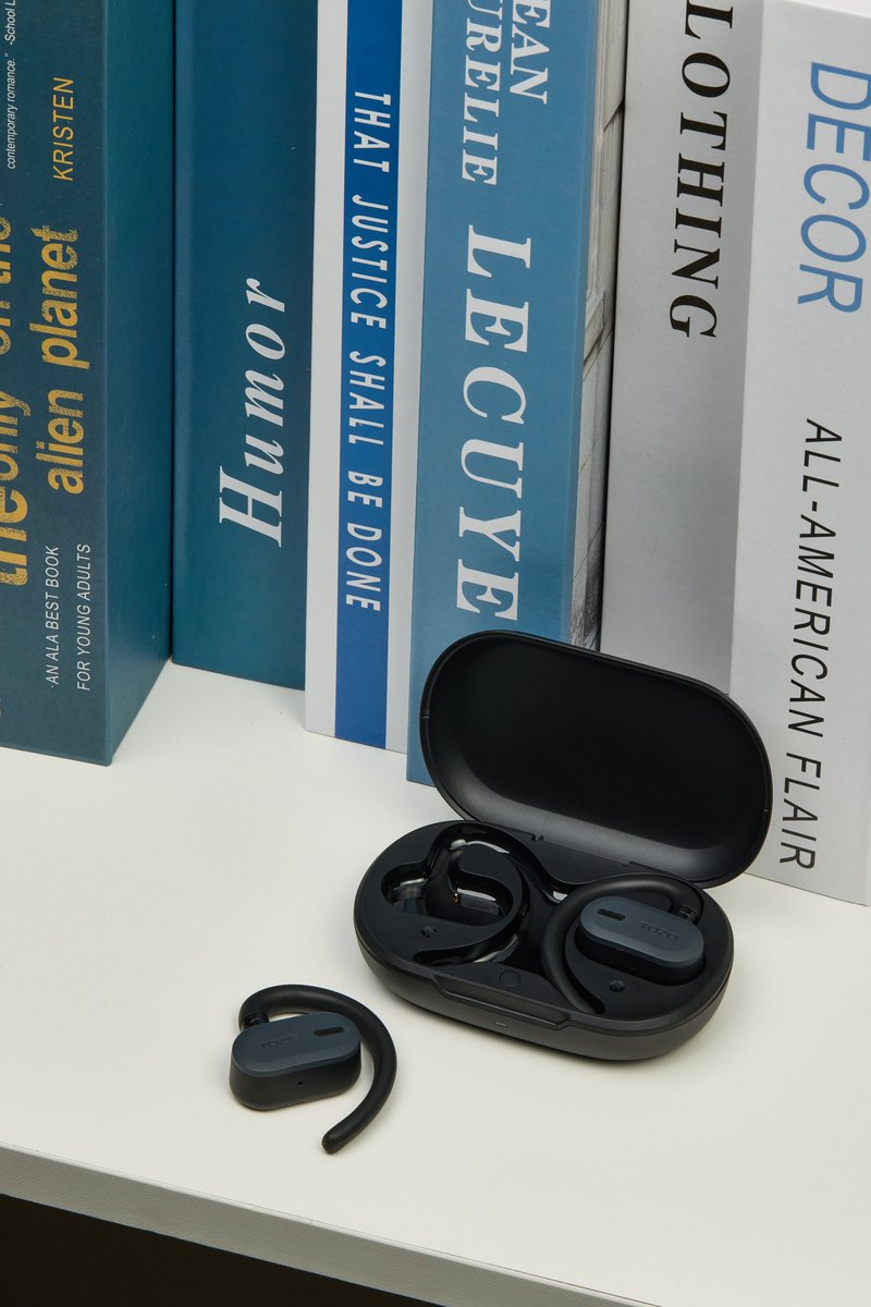 TOZO_OFFICIAL's tweet image. Meet the future of wearable audio: the TOZO Open Buds. Engineered for the modern mover, these clips offer an unparalleled 3D audio landscape while maintaining total situational awareness for safety and connection.

#TOZO #OpenBuds #AudioReimagined #WirelessEarbuds #TechLifestyle