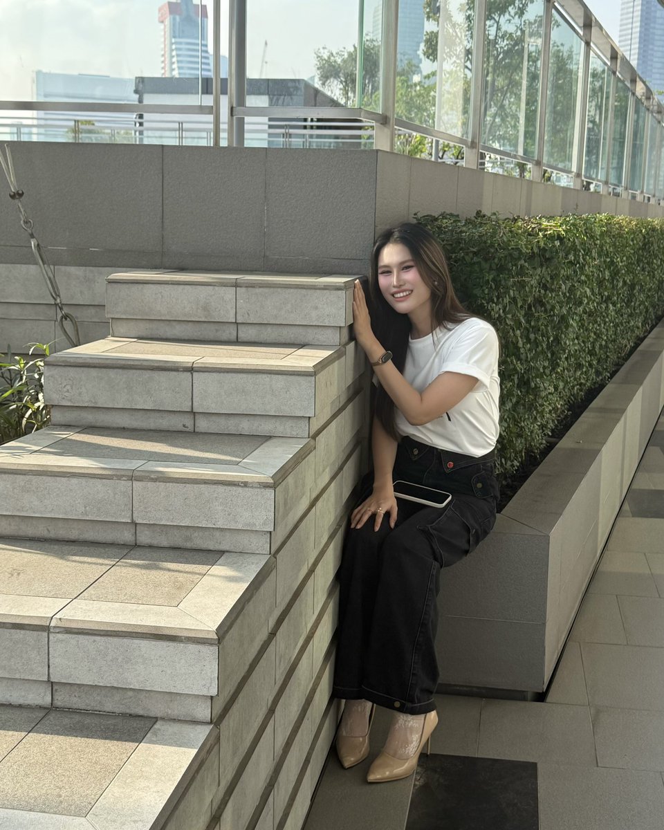 วันนี้วันดี อากาศดี ท้องฟ้าแจ่มใส 🌤️

#scenehosohappy 
#บวงสรวงซีรีส์ตะวันระฟ้า