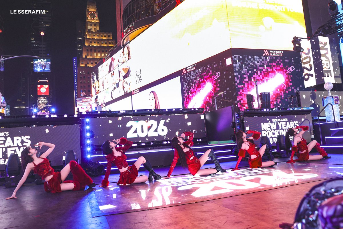 LE SSERAFIM tweet media