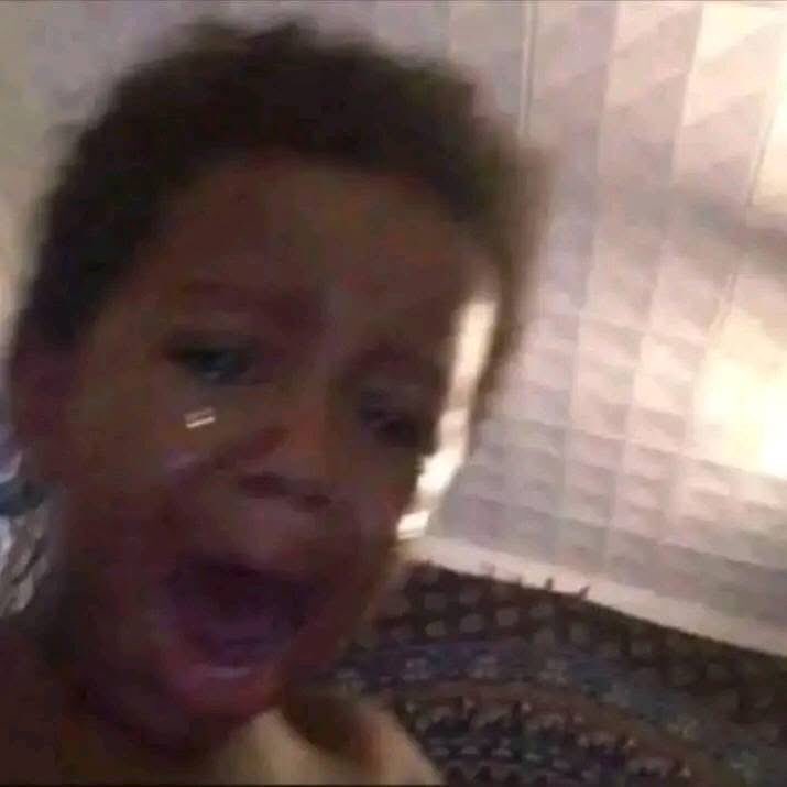 One day to Valentine's, and my Valentine's gift has started bleeding 😭😭🙆‍♀️