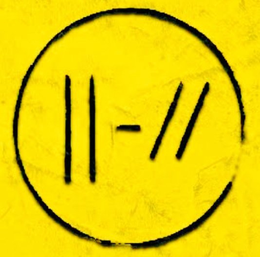 Jokarthur's tweet photo. No, I don't know which way I'm going
But I can hear my way around
#theHype #twentyonepilots https://t.co/moZyEu60Op