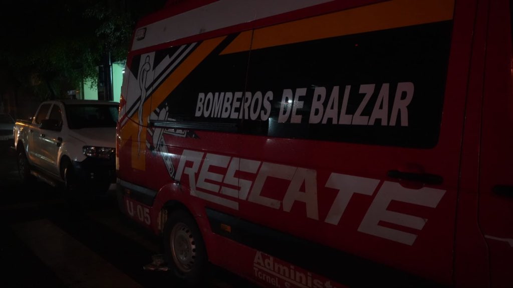 Bomberos Guayaquil tweet media