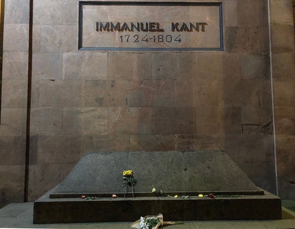 Kaan_H_Okten's tweet image. .

Kant'ın ölüm yıl dönümü bugün.

   "... vicdan kaskatı olunca
        dini neyin üzerine inşa
        edeceksiniz?"
                                   —Kant

.
[AA 19: 632; R 8089]