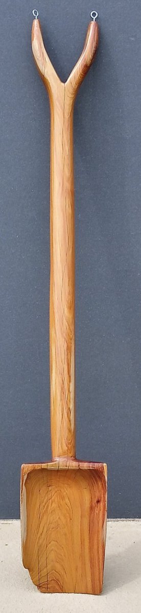 malmoar69's tweet image. Another one-piece hand-carved tool: full-size shovel from Australian Cypress pine. All by hand—no power tools, week of hand sanding, epoxy sealed. Functional wall art. Thoughts? #Woodworking #Handmade #AustralianTimber"