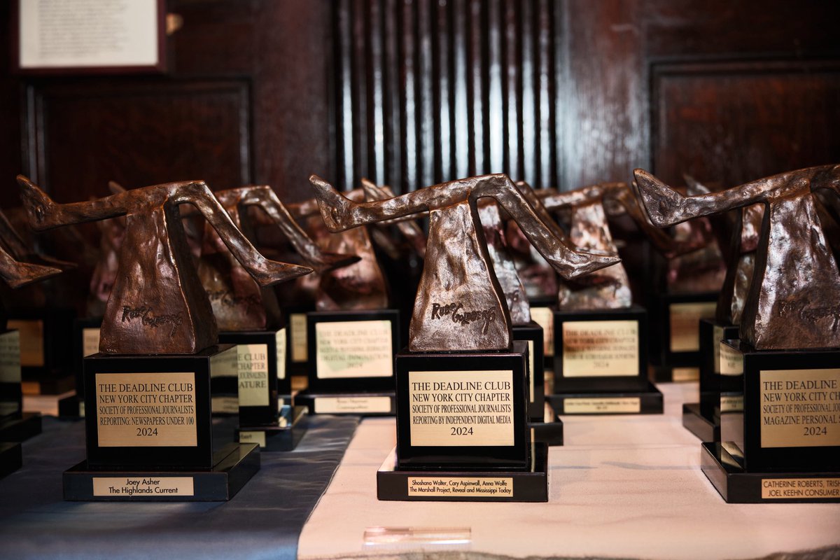 deadlineclub's tweet photo. The Deadline Club Awards honors the very best in journalism in New York. Deadline to submit entries is quickly approaching — make sure to enter your work by February 13th (Friday).
https://t.co/3VVz6HgipL https://t.co/fthsm2ydRz