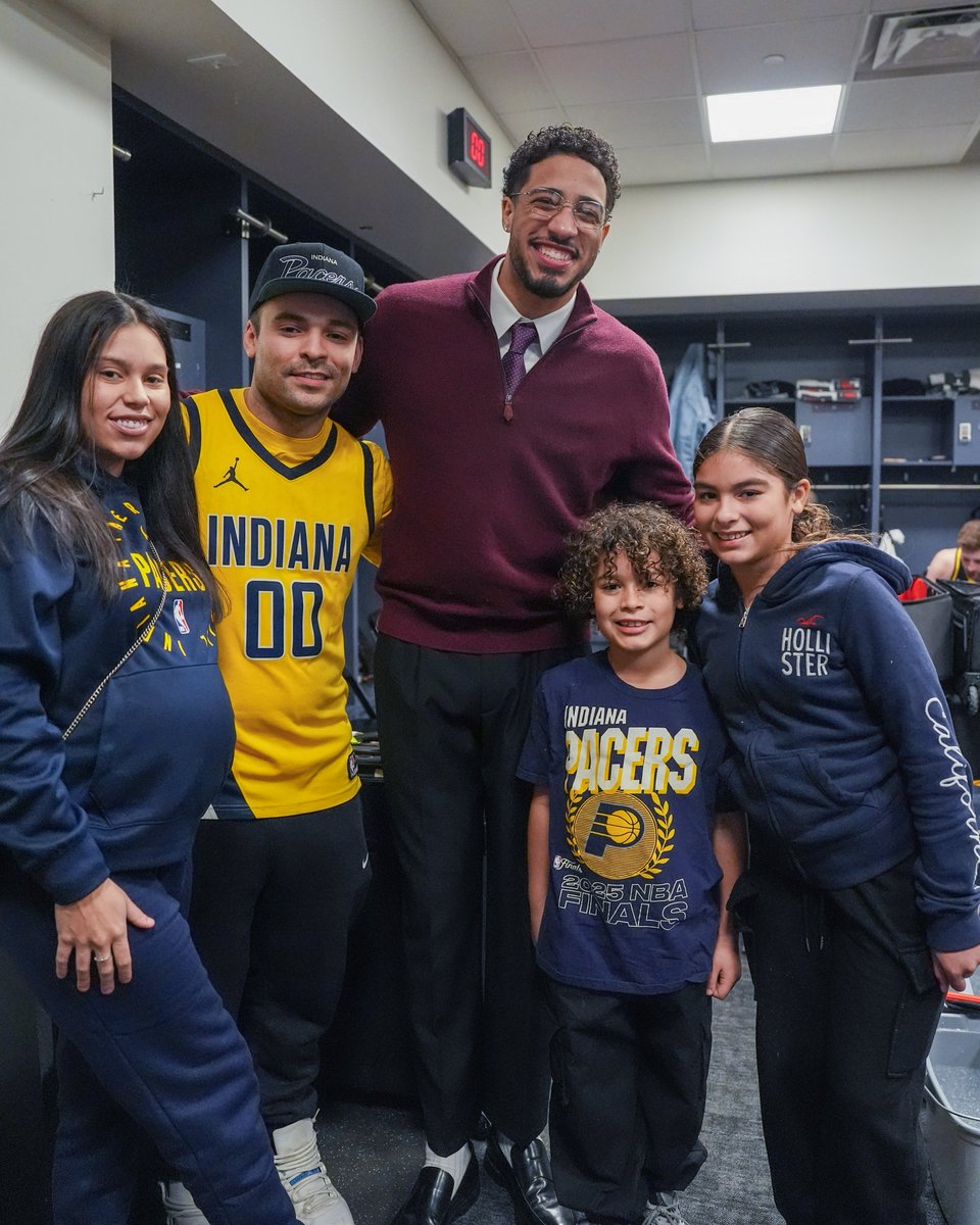 Pacers's tweet photo. Hans Perez, a New York firefighter who went viral last year after wearing a Tyrese Haliburton jersey outside Madison Square Garden during our Eastern Conference Finals series, was in Brooklyn for tonight's game.

Tyrese invited him down to the locker room to celebrate with the team postgame 💙💛