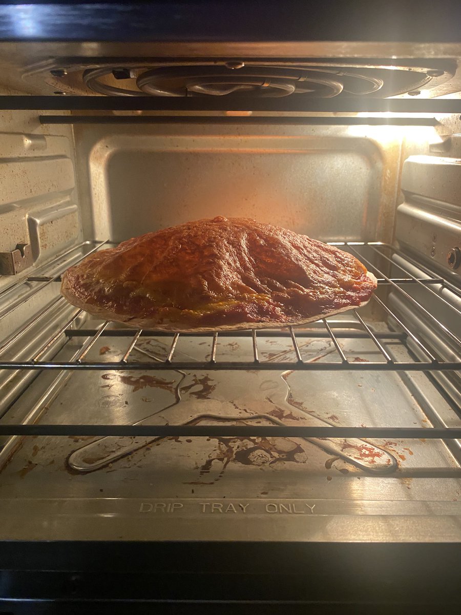 D1_gooner67's tweet image. WHAT THE FUCK