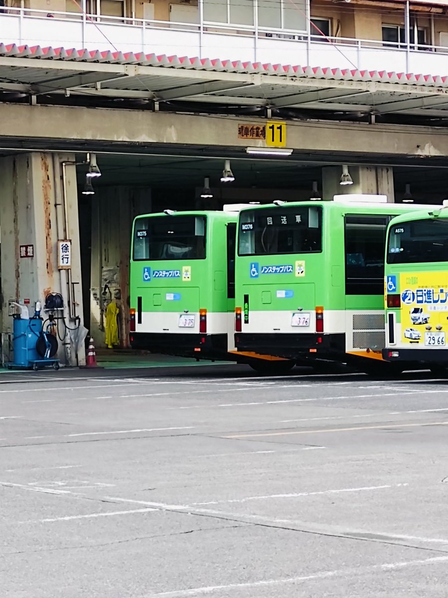 kitabanba4030_2's tweet photo. 都バス品川営業所にM375とM376納車〜代替はT184とT187。T184とT187はまだナンバーは切られておりません。 #toeibus https://t.co/L8Z6wyTNjN