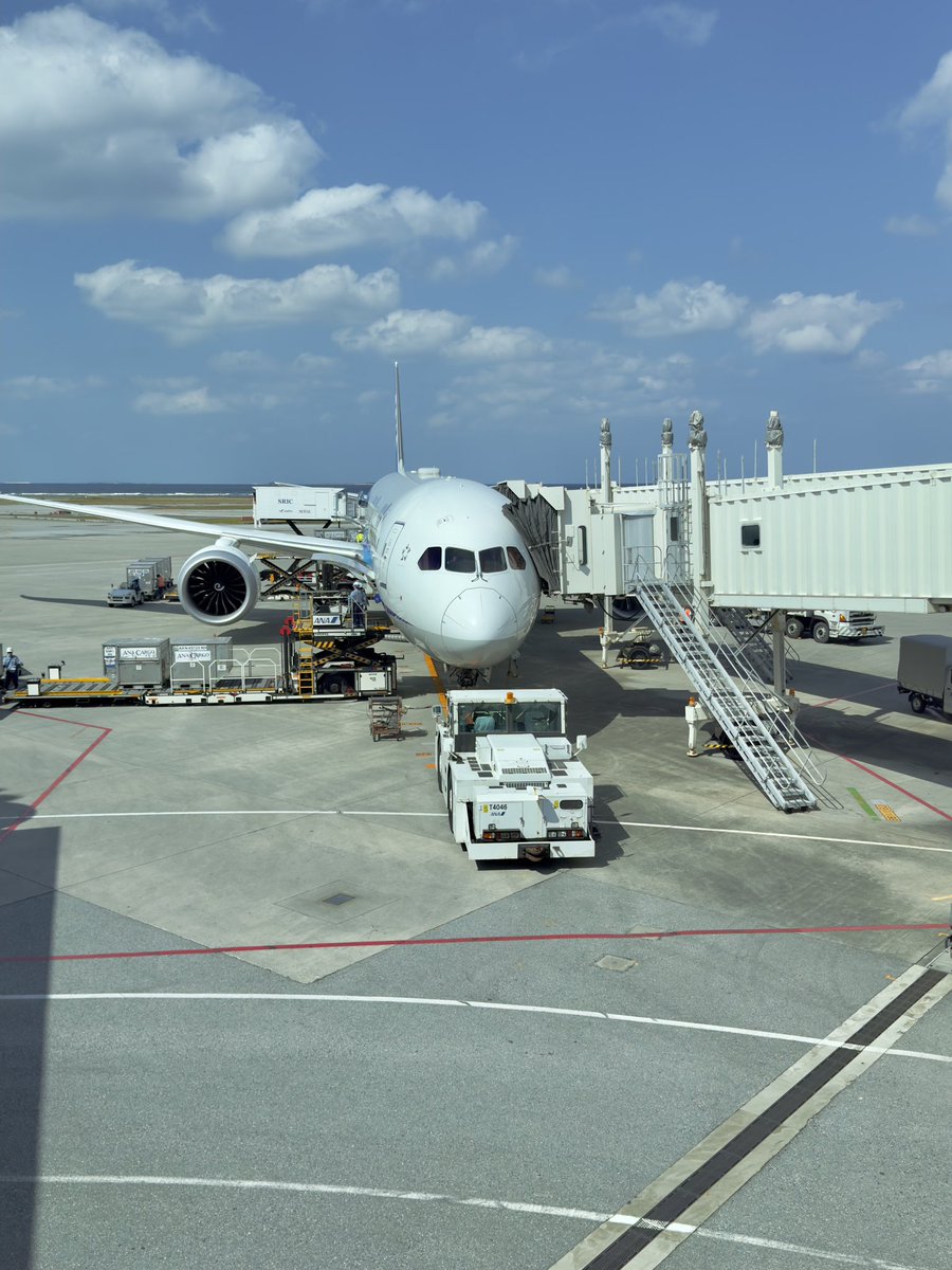 もう帰り😭 そういえば行きは722 帰りは787-10 JA984A プレミアム