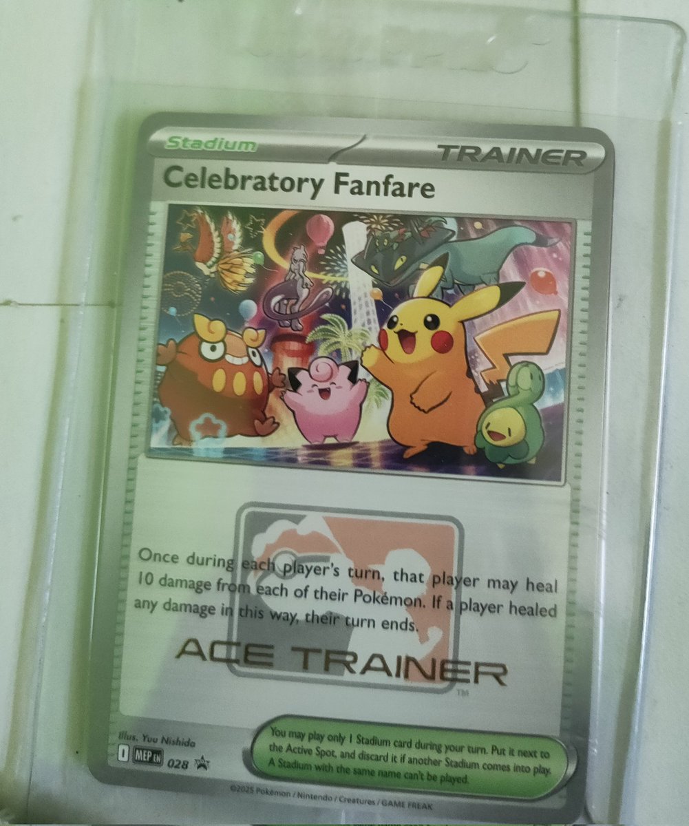 HawkAussie tweet media