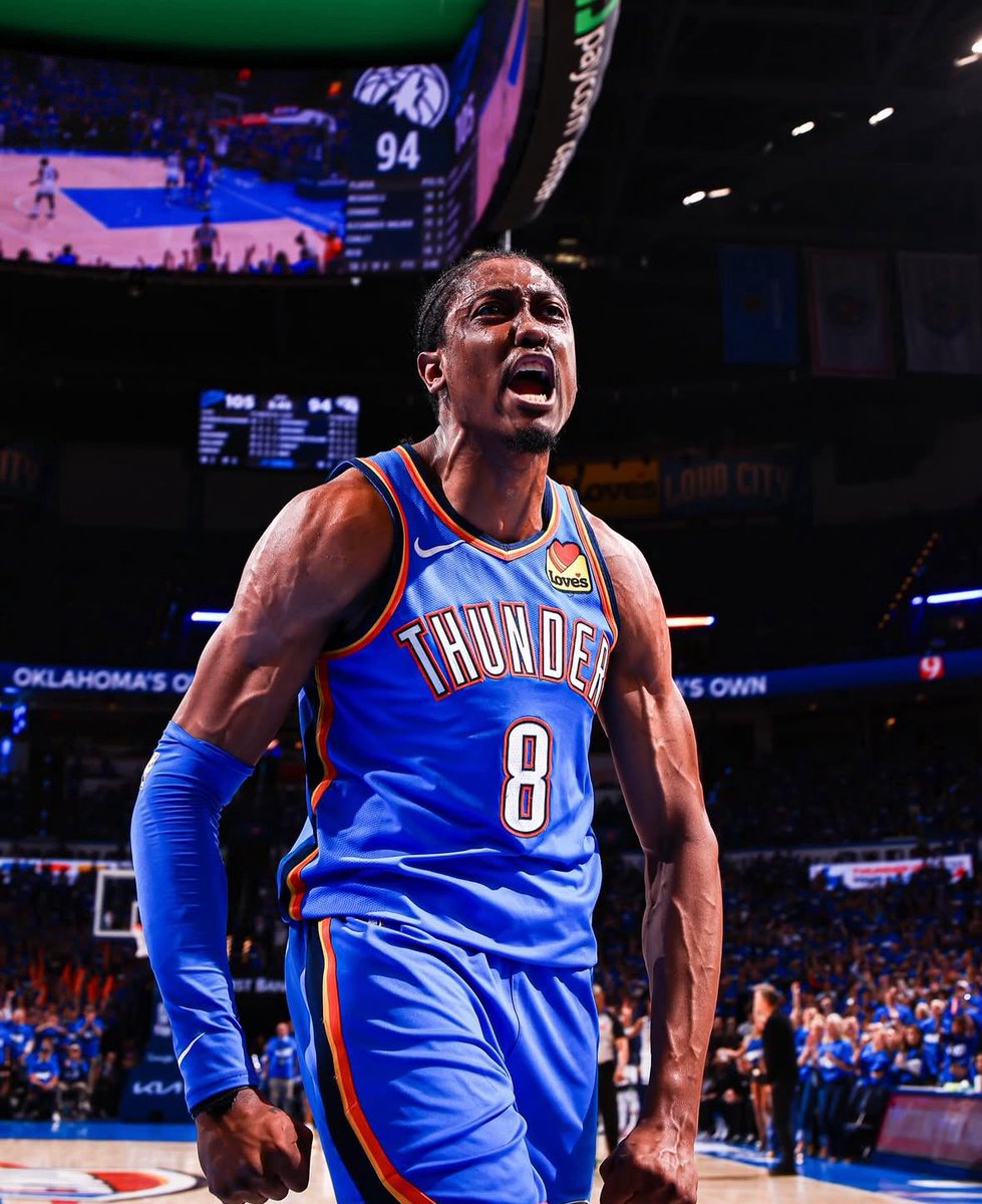 Jalen Williams HOJE, contra o Phoenix Suns: 

28 PONTOS 
4 REBOTES 
5 ASSISTÊNCIAS 
+19

11/12 FG (91.7%) ❗️
2/2 3PT (100%)
4/5 FT (80%)

Saiu no 3Q sentindo a coxa… 💔