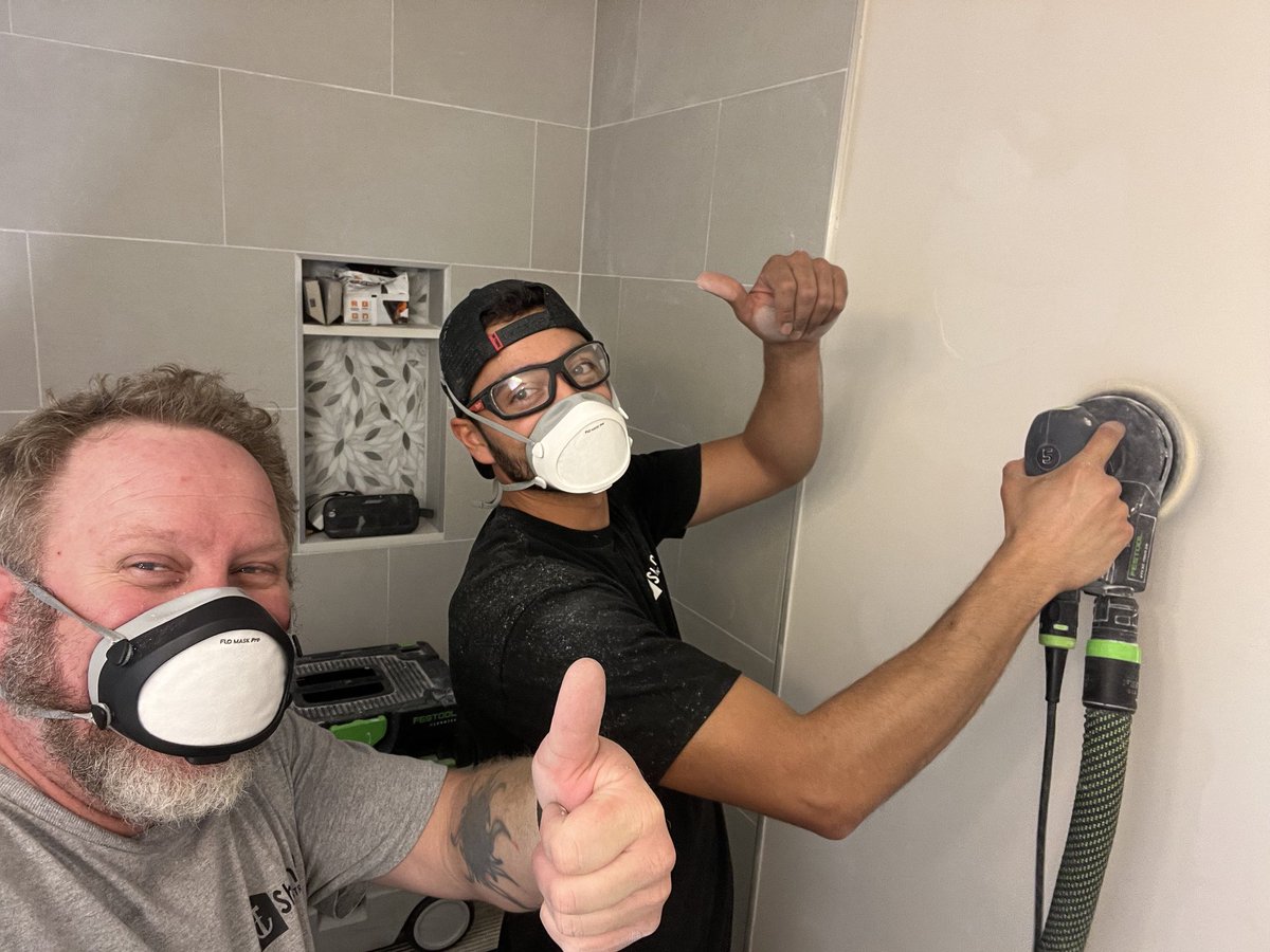 Flo Mask tweet media