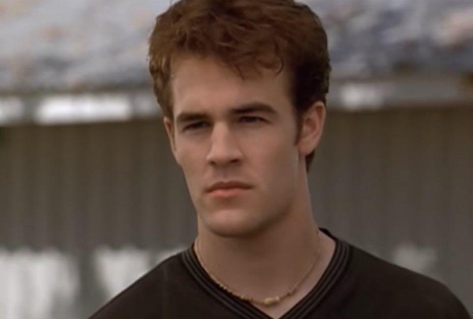 GrahamCoffeyDC's tweet image. Genuinely bummed about the James Van Der Beek news, so here’s a story about him…

When I was growing up in Wilmington, NC, it became a pretty decent hub for the film industry in the late 90’s and 2000’s. It was normal for shows and movies to recruit locals for roles as extras in…