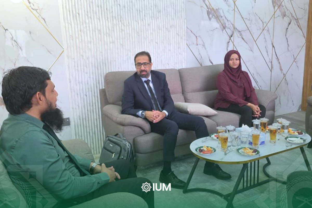 Islamic University of Maldives tweet media