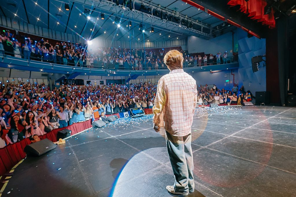 CDM Entertainment tweet media