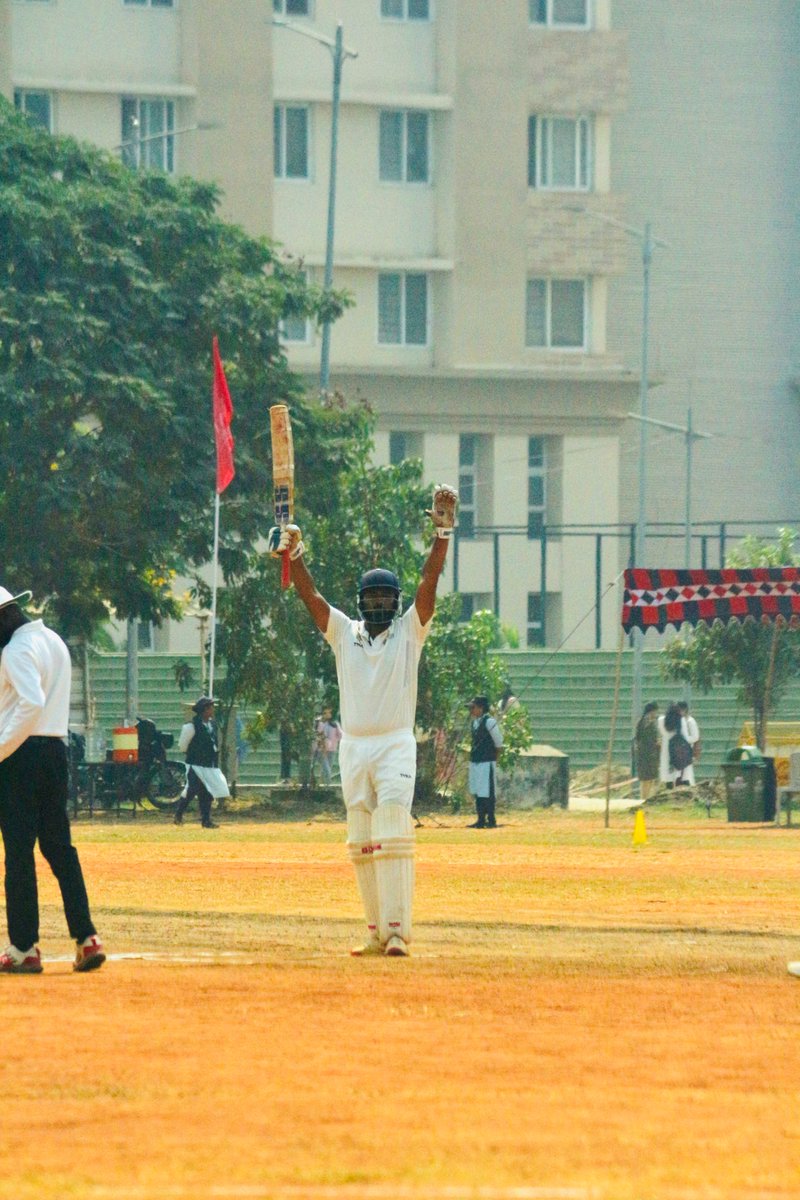 VITAPuniversity's tweet photo. VITopia 2026 - And so it begins! 🏏🔥
The road to VITopia starts with cricket, cheers, and championship vibes!

#VIT #VITAP #VITOPIA #VITOPIA26 #GameOn #UnleashTheCampion

Credit: vardhishnu3
ionised_helium_ https://t.co/IOeeBTYP41
