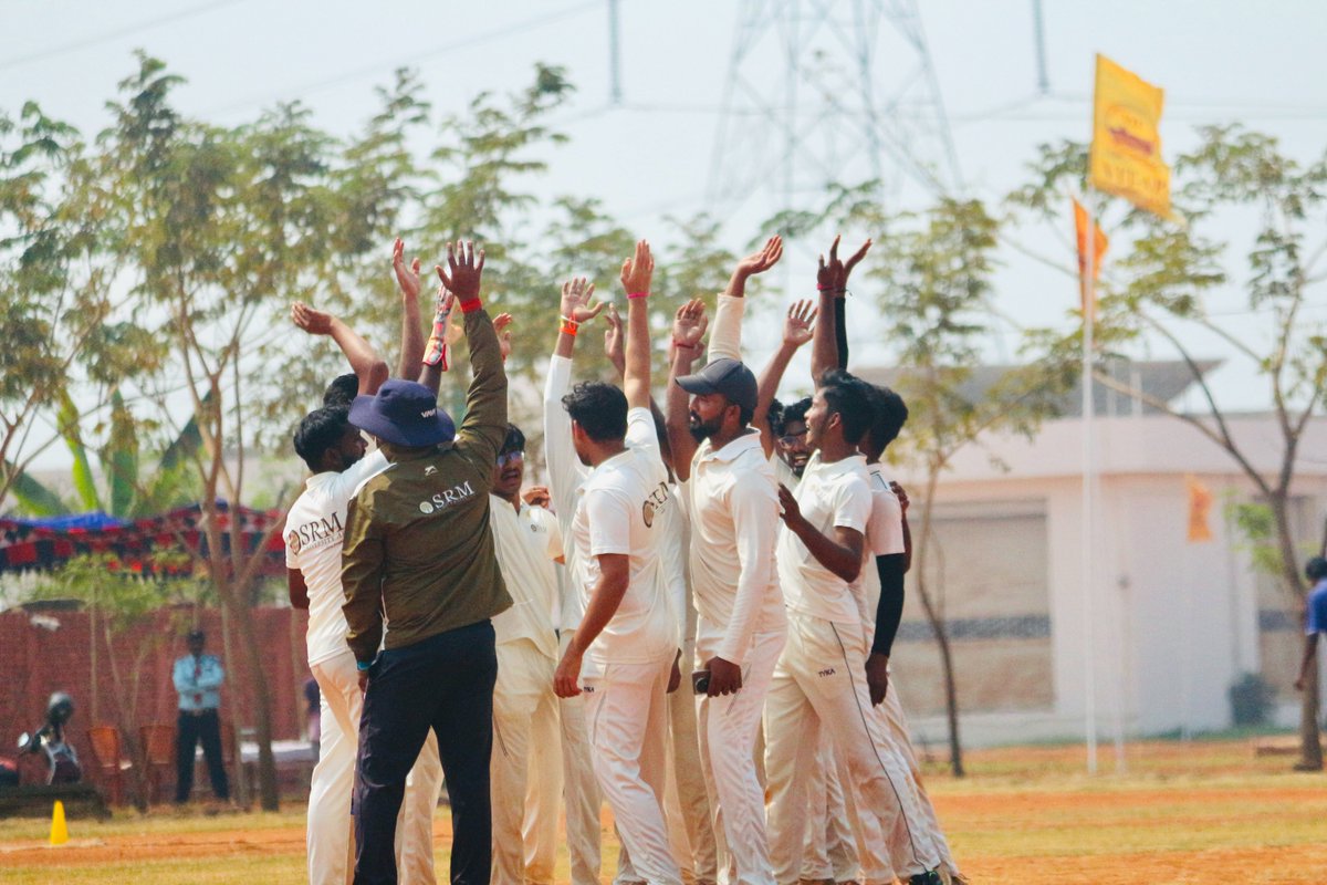 VITAPuniversity's tweet photo. VITopia 2026 - And so it begins! 🏏🔥
The road to VITopia starts with cricket, cheers, and championship vibes!

#VIT #VITAP #VITOPIA #VITOPIA26 #GameOn #UnleashTheCampion

Credit: vardhishnu3
ionised_helium_ https://t.co/IOeeBTYP41